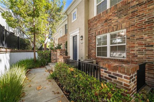 4 Bloomington St, Ladera Ranch, CA, 92694-0428 | Card Image