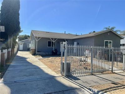 1822 E Pine Street, Home with 0 bedrooms, 0 bathrooms and null parking in Compton CA | Image 2