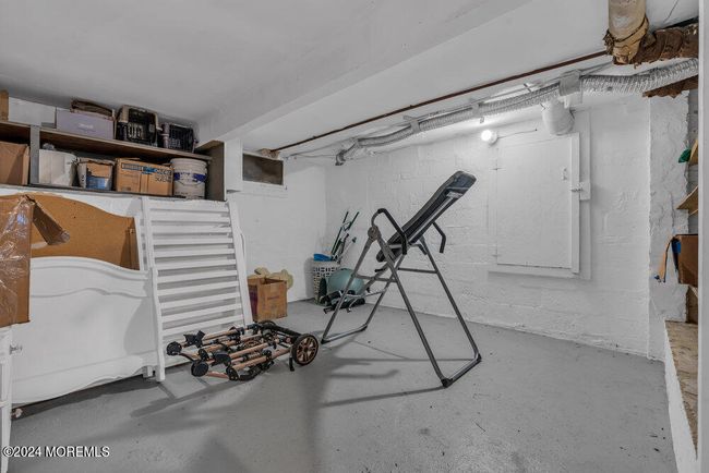 Basement | Image 30