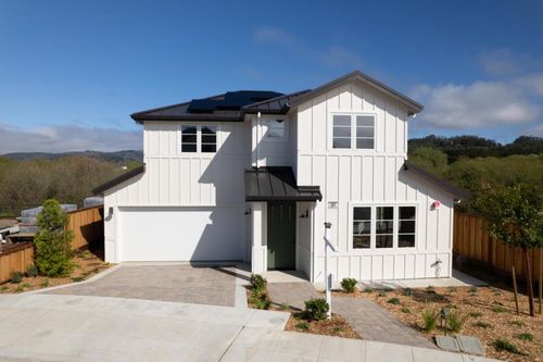 577 Creekside Dr, Half Moon Bay, CA, 94019 | Card Image