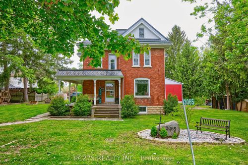 3065 Brigden Rd, Brigden, ON, N0N1B0 | Card Image