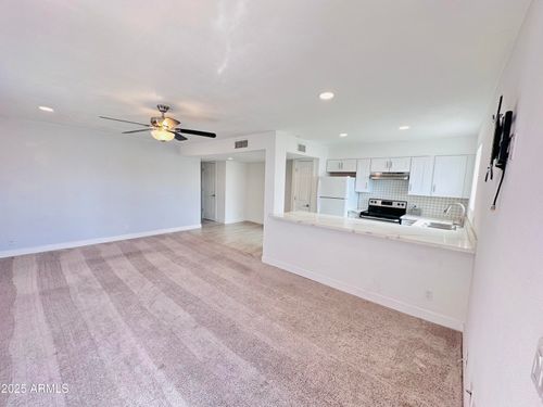 4731 E Belleview St, Phoenix, AZ, 85008-5606 | Card Image