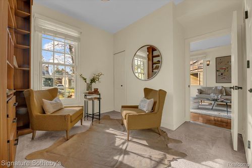 621 Dewey St, Royal Oak, MI, 48067-1358 | Card Image