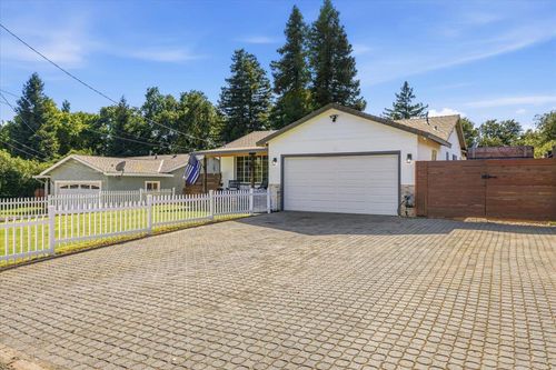 6913 Chestnut Ave, Orangevale, CA, 95662-3518 | Card Image