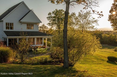 336 Main St, Germantown, NY, 12526-5333 | Card Image