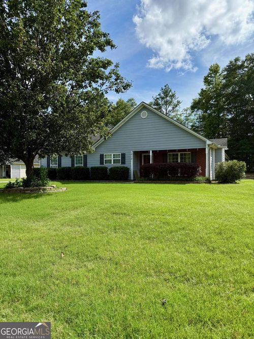 1013 Navaho Trl, Monroe, GA, 30655-6269 | Card Image