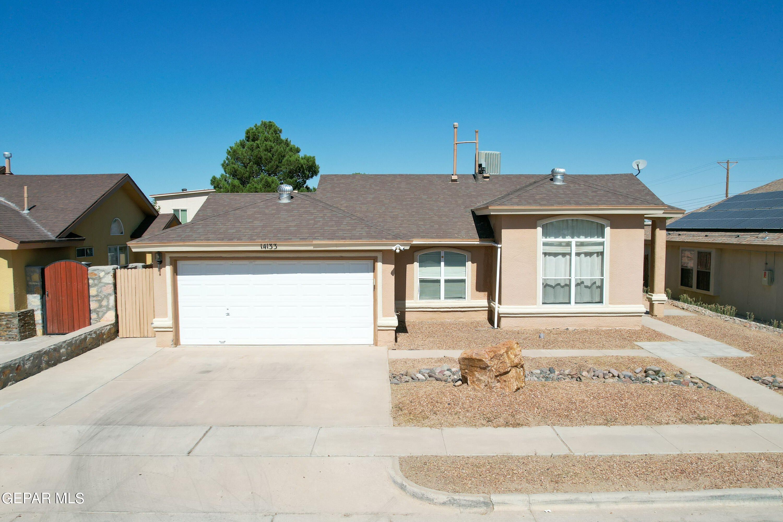 Lago Seco Dr, Horizon City, TX 79928