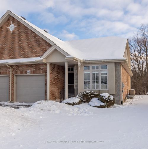 228 Willowlanding Crt, Welland, ON, L3C7L8 | Card Image