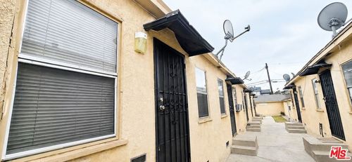 14-10620 S Figueroa Street, Los Angeles, CA, 90003 | Card Image