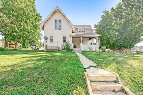 122 Crescent St, Goshen, IN, 46528-2924 | Card Image