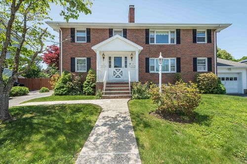 50-48 Lee St, Stoneham, MA, 02180-3056 | Card Image