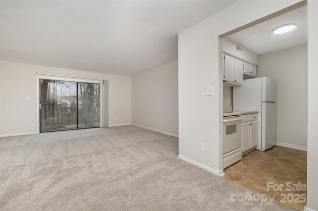 APT-7 - 133 Orchard Trace Ln, Condo with 3 bedrooms, 2 bathrooms and null parking in Charlotte NC | Image 4
