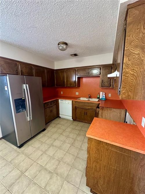 105 Nw Boundry Rd, Erick, OK, 73645-4000 | Card Image