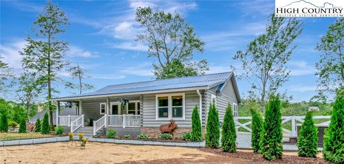 197 Rock Ledge Ln, Sugar Mountain, NC, 28604-9492 | Card Image