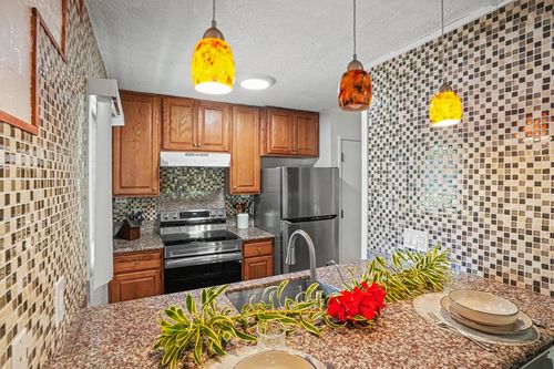 b8-525 Aleka Loop, KAPAA, HI, 96746-1448 | Card Image