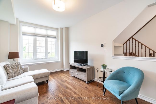 224 Appleton Crt, House attached with 3 bedrooms, 4 bathrooms and 3 parking in Newmarket ON | Image 13