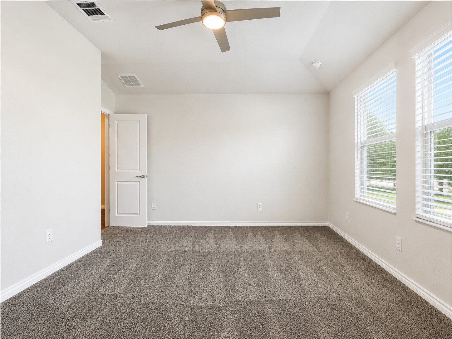 Residential Lease in Aubrey 3