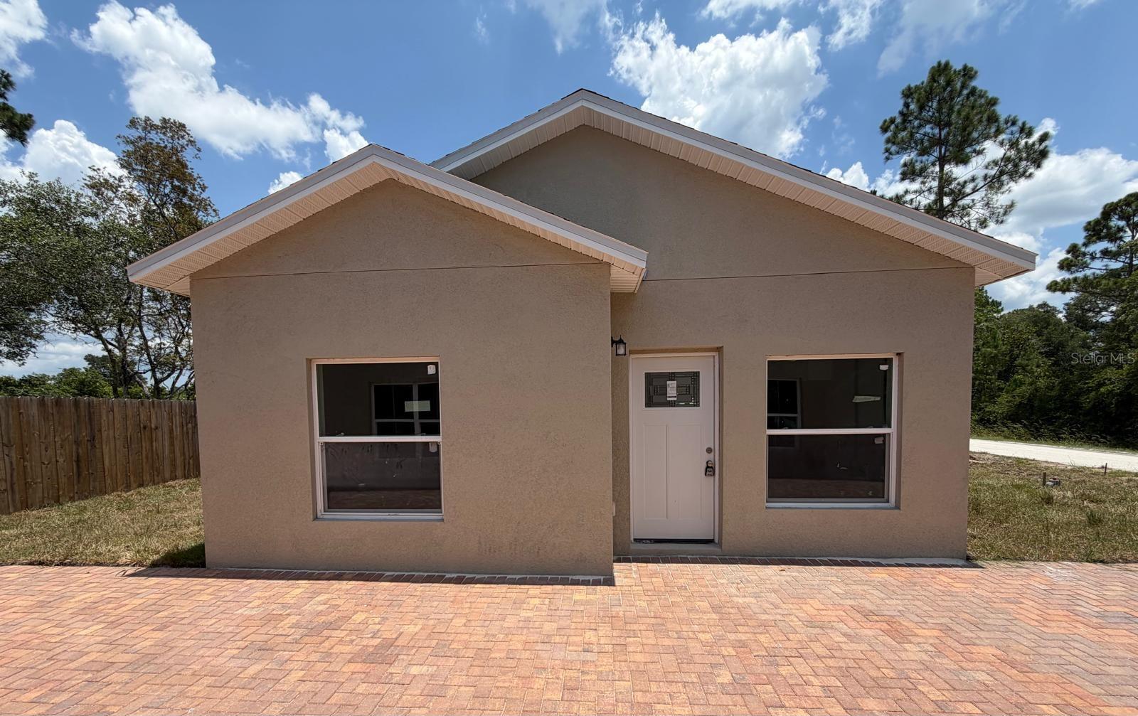 Residential in DELAND 2