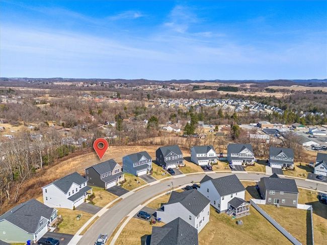127 Red Horse Dr, House other with 4 bedrooms, 4 bathrooms and 4 parking in Sarver PA | Image 33