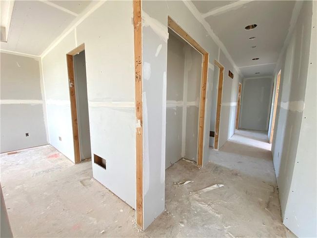 13333 W 179 Th St, House other with 5 bedrooms, 4 bathrooms and null parking in Bucyrus KS | Image 8