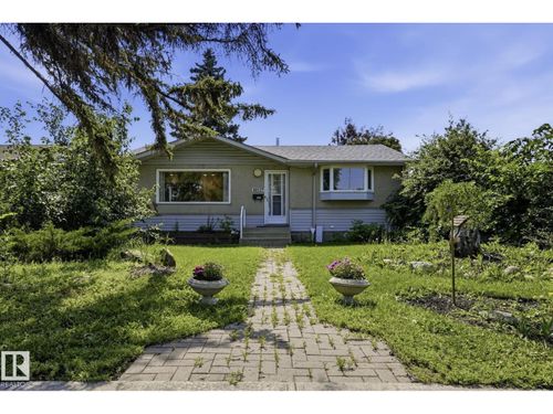 10527 137 Ave Nw, Edmonton, AB, T5E1Z1 | Card Image