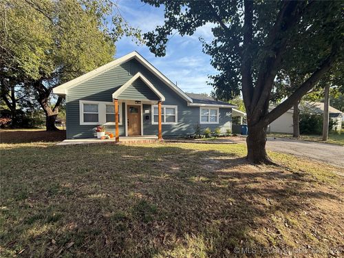 1224 E Cherry St, Cushing, OK, 74023-4202 | Card Image