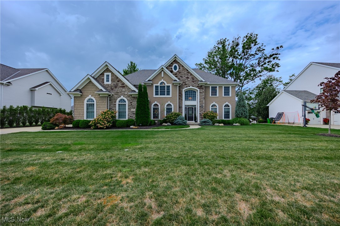 English Turn , Avon Lake, OH 44012