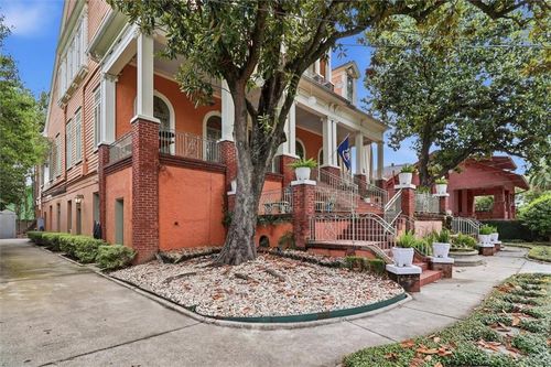 1819 Esplanade Ave, New Orleans, LA, 70116-1704 | Card Image