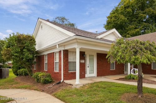 7313 Fox Hollow Way, Louisville, KY, 40228-4222 | Card Image