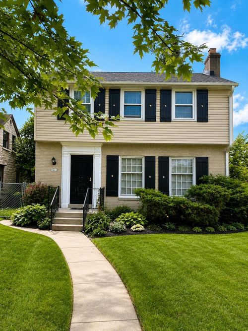 4123 N Montreal Street, Milwaukee, WI, 53216 | Card Image