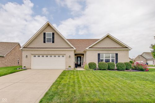 4602 W Dane Court, New Palestine, IN, 46163 | Card Image