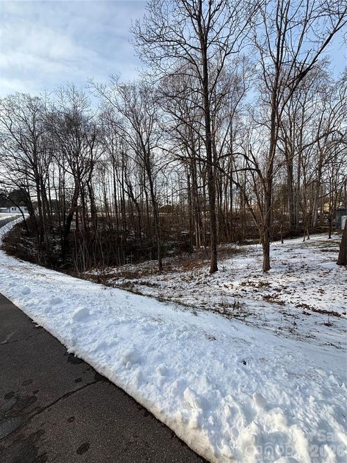 5-17-4500 N Nc 16 Hwy, Conover, NC, 28613-8459 | Card Image