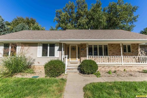 808 Arbor Dr, Nebraska City, NE, 68410-1012 | Card Image