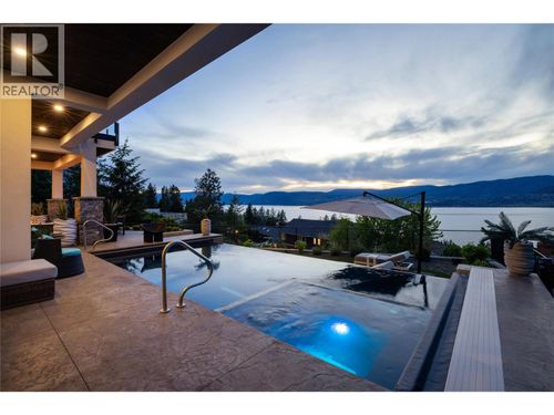 392 Stellar Dr, Kelowna, BC, V1W4K4 | Card Image