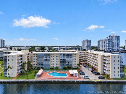 c109-2999 Point East Drive, Aventura, FL, 33160 | Card Image