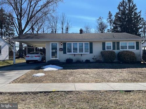 16 Theodore Ave, MIDDLETOWN, PA, 17057-3349 | Card Image