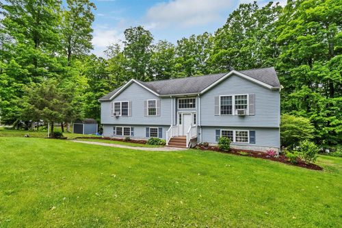 18 Johnson Rd, Wingdale, NY, 12594-1825 | Card Image