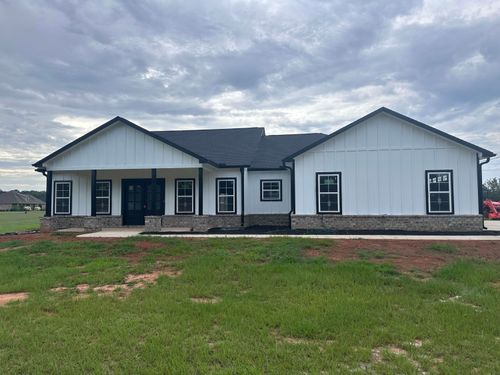 60470 Cotton Gin Port Rd, Amory, MS, 38821-9106 | Card Image