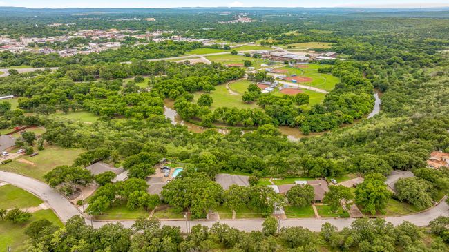 114 Fawn Trl, House other with 2 bedrooms, 2 bathrooms and null parking in Graham TX | Image 32