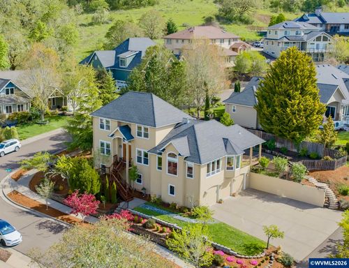 3670 Nw Goldfinch Dr, Corvallis, OR, 97330-3487 | Card Image