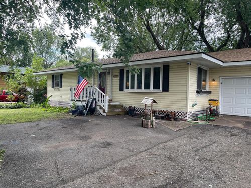4825 Hodgson Connection, Shoreview, MN, 55126-2066 | Card Image