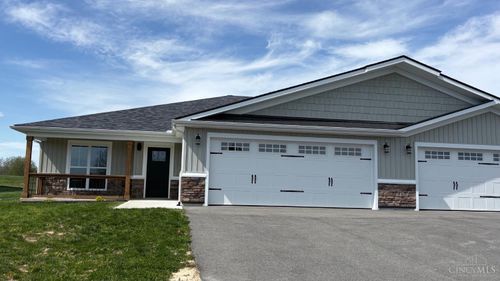 7619 Pea Ridge Rd, Hillsboro, OH, 45133-8225 | Card Image