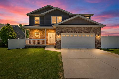 5535 Malibu Dr, Lowell, IN, 46356 | Card Image