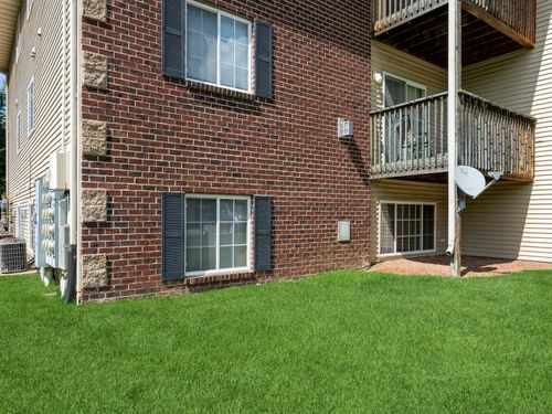 apt-1-5908 Sutton Pl, Urbandale, IA, 50322-1884 | Card Image