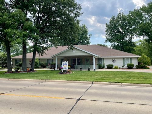 410 Sunset Dr, Vandalia, IL, 62471-4111 | Card Image