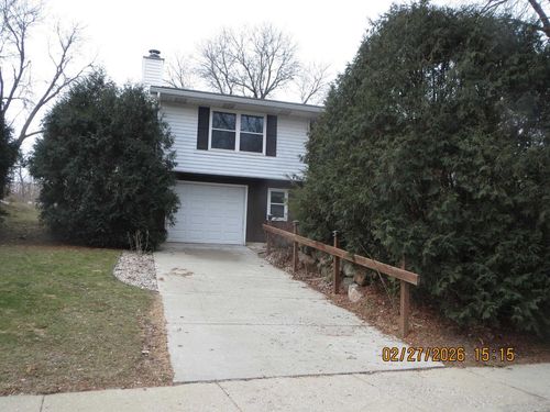 4418 White Aspen Road Road, Madison, WI, 53704 | Card Image