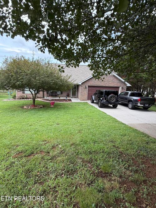 6630 Howard School Rd, Maryville, TN, 37801-1432 | Card Image