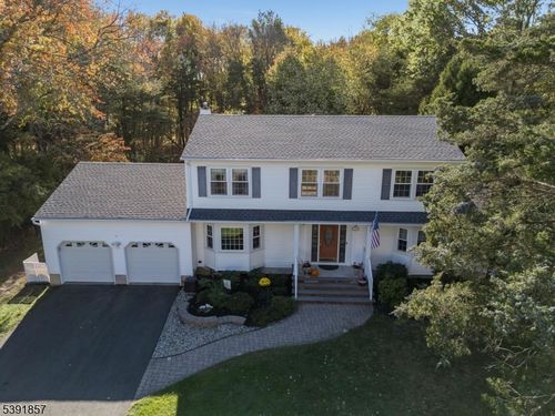 7 Monfort Dr, Hillsborough, NJ, 08844-3420 | Card Image