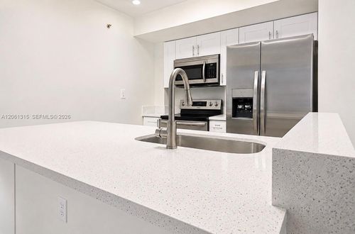 507-102 Sw 6th Ave, Miami, FL, 33130-1390 | Card Image