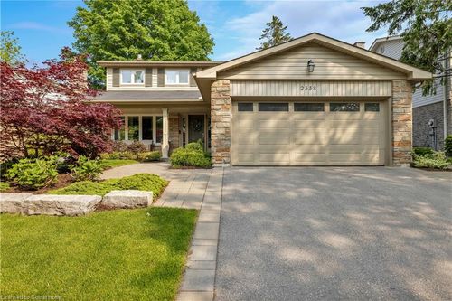 2358 Canso Rd, Oakville, ON, L6J5W6 | Card Image